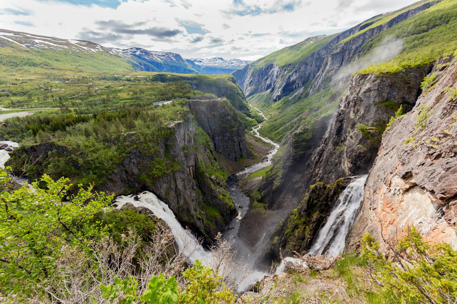 shutterstock 386631715 Vøringfossen